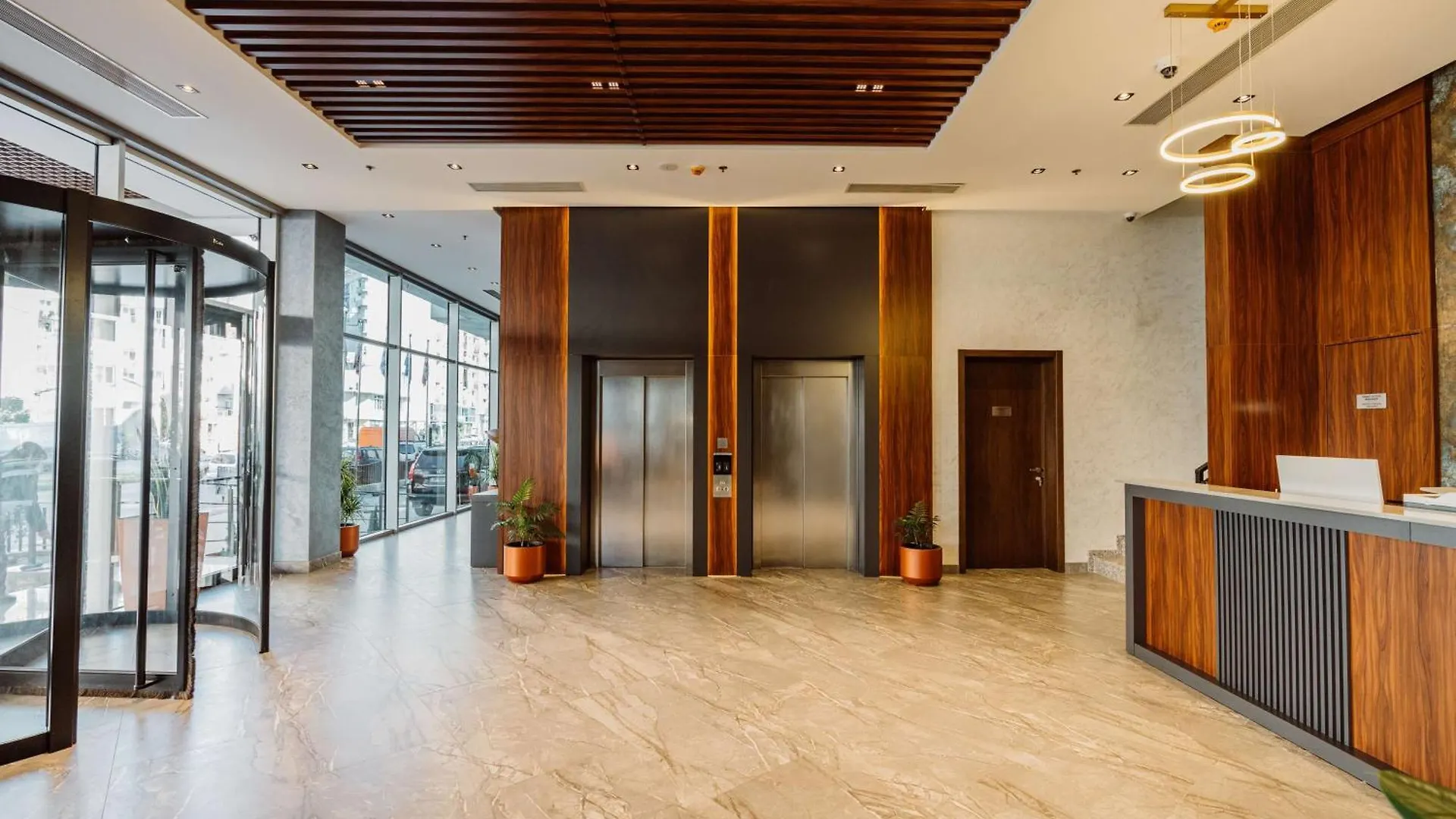 فندق Best Western Plus باتومي