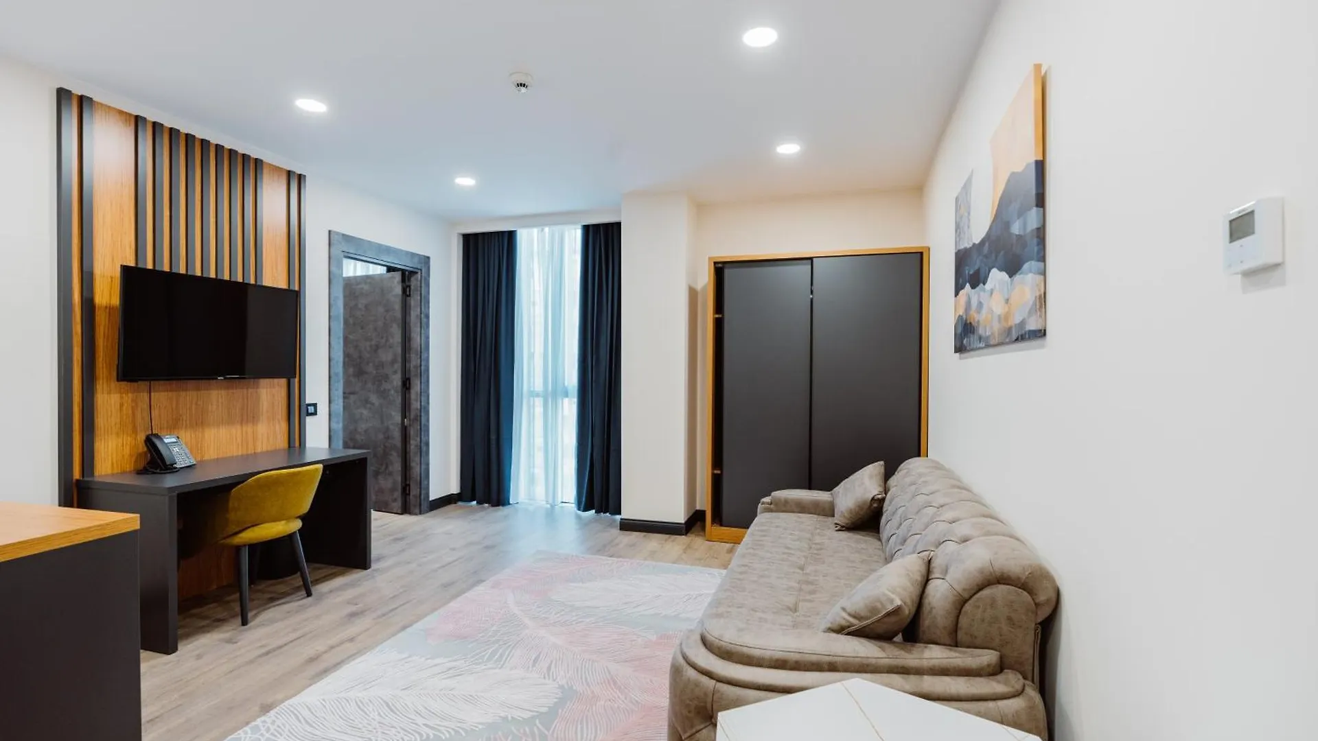 **** Отель Best Western Plus Батуми Грузия