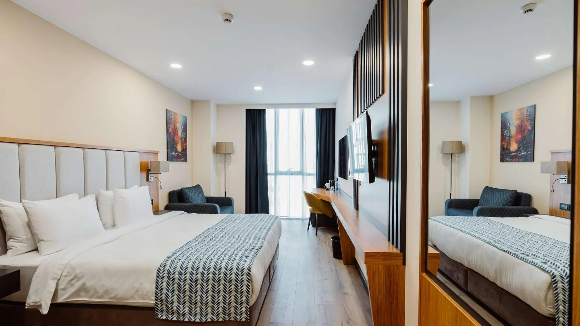 Best Western Plus باتومي 4*,  جورجيا