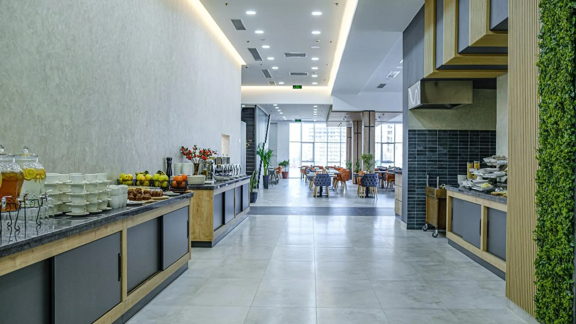 Best Western Plus باتومي 4*,  جورجيا