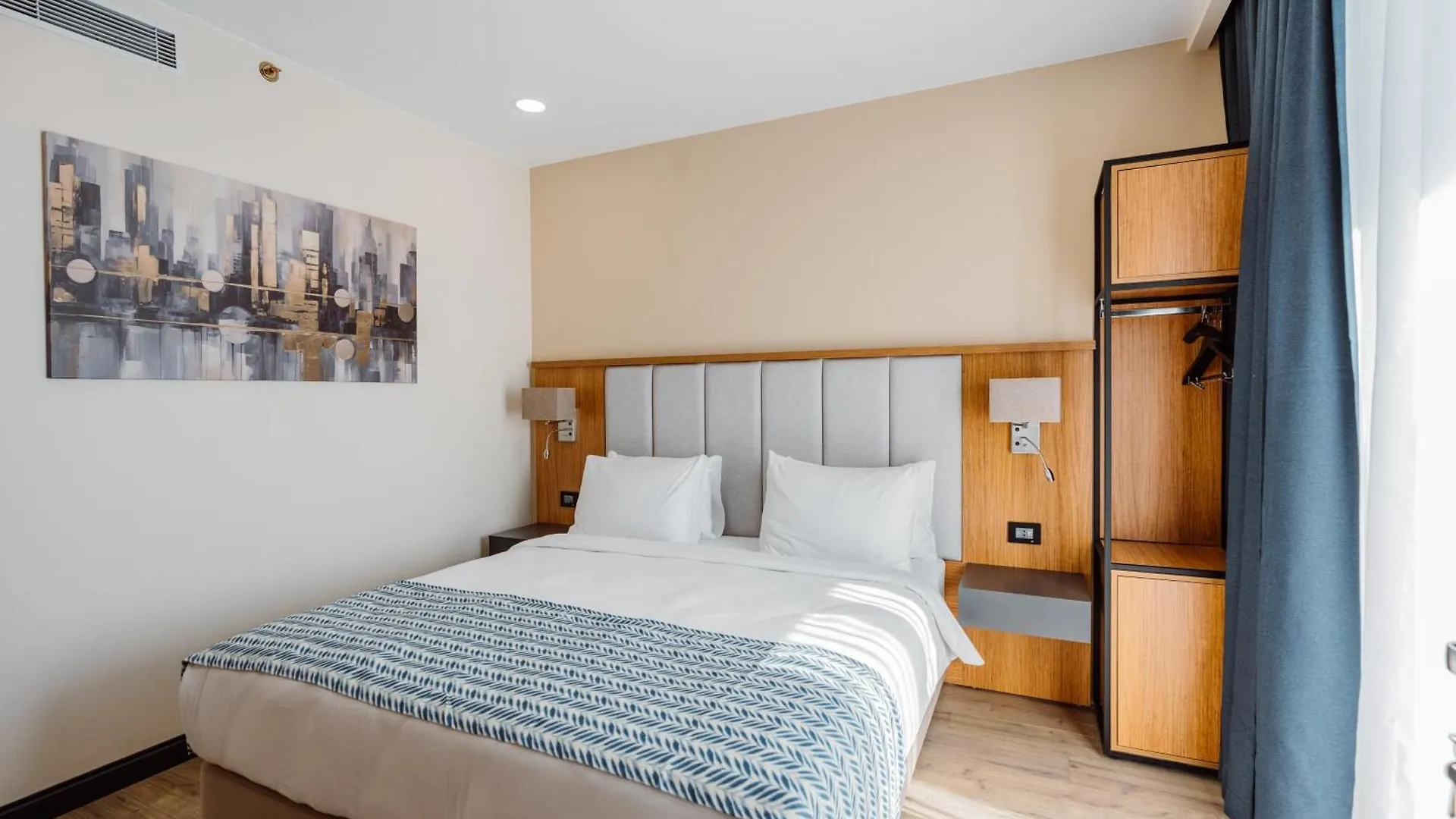 فندق Best Western Plus باتومي